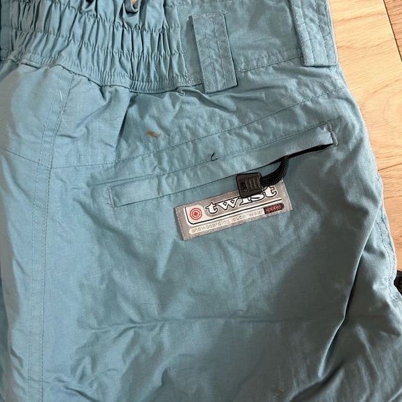 Girls 90s Twist Snowboard Snow Pants • Size Girls Large - Picture 4 of 6